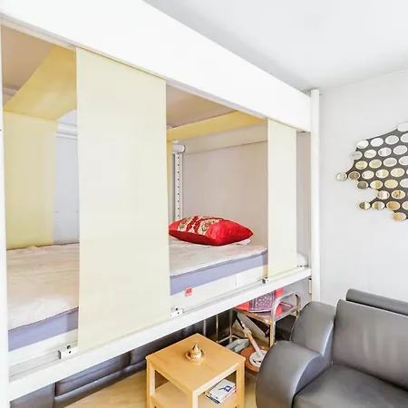 COSY studio in PARIS Parigi